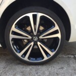 silver triangular rim design