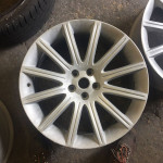 White rims